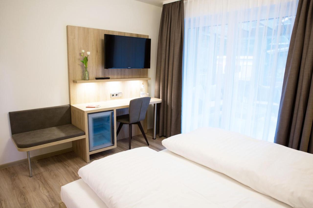Gaestehaus Hotel Wilms Köln Exteriör bild